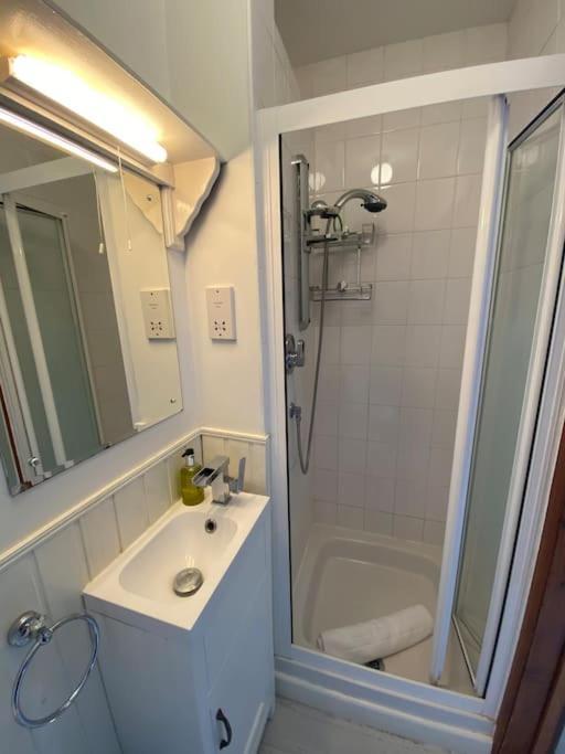 Eco-Friendly Dorset Cottage With Spa Set In Heart Of Countryside Sydling St Nicholas Eksteriør bilde