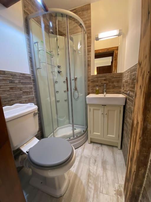 Eco-Friendly Dorset Cottage With Spa Set In Heart Of Countryside Sydling St Nicholas Eksteriør bilde