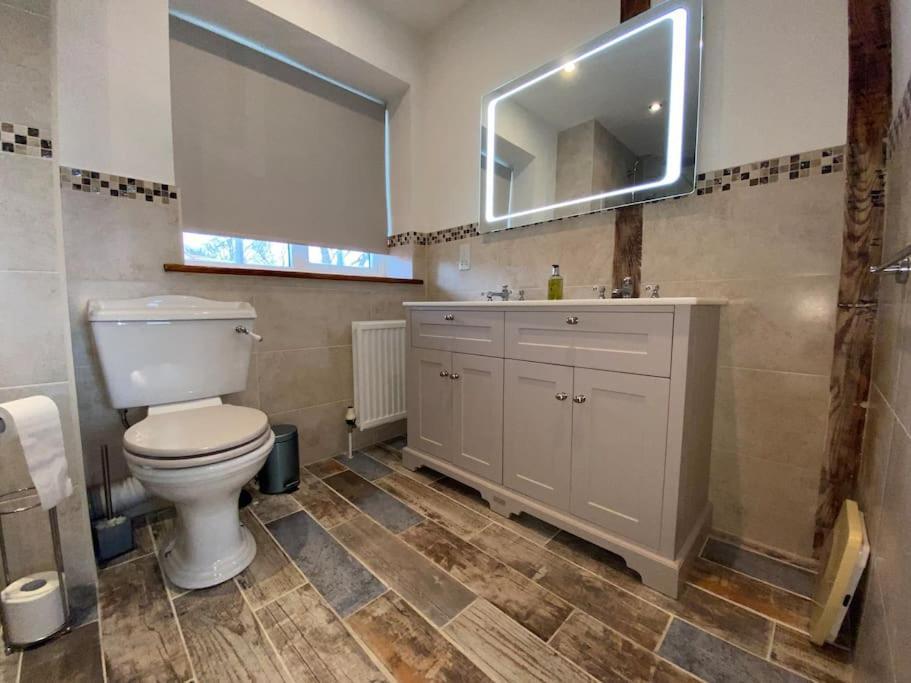 Eco-Friendly Dorset Cottage With Spa Set In Heart Of Countryside Sydling St Nicholas Eksteriør bilde